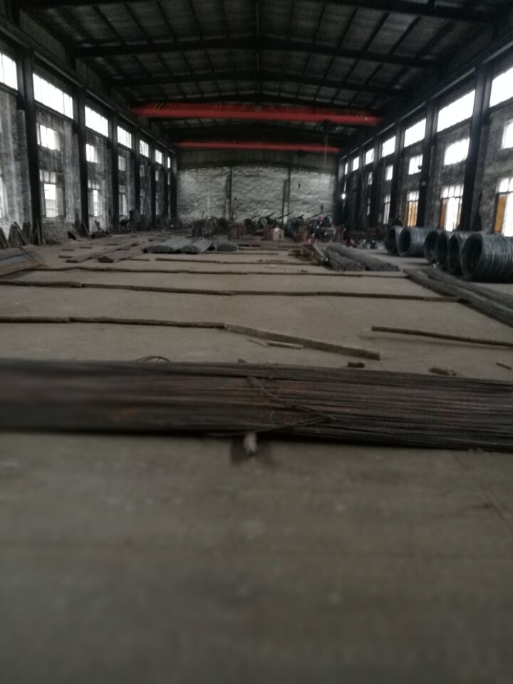苏州相城望亭有1100平机械厂房低价出租