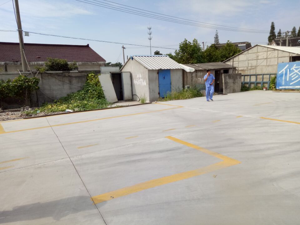 相城望亭独门独院空地+厂房出租2000,可做汽修
