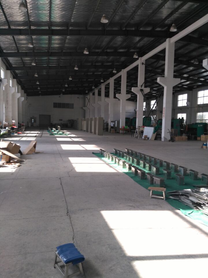 新区通安同心路有个独门独院3599平机械厂房出租