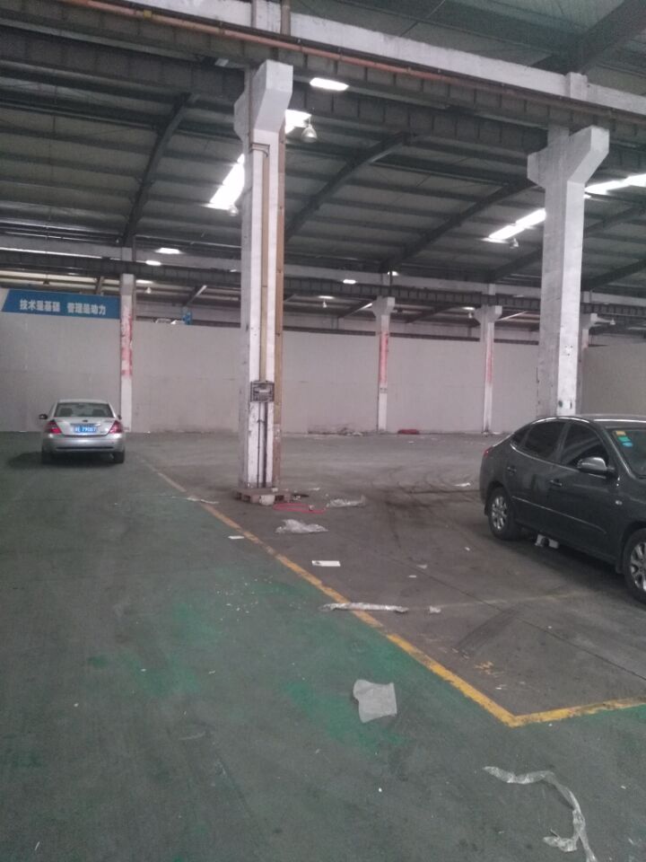 新区枫桥单层1350平米厂房出租，另有10亩土地租