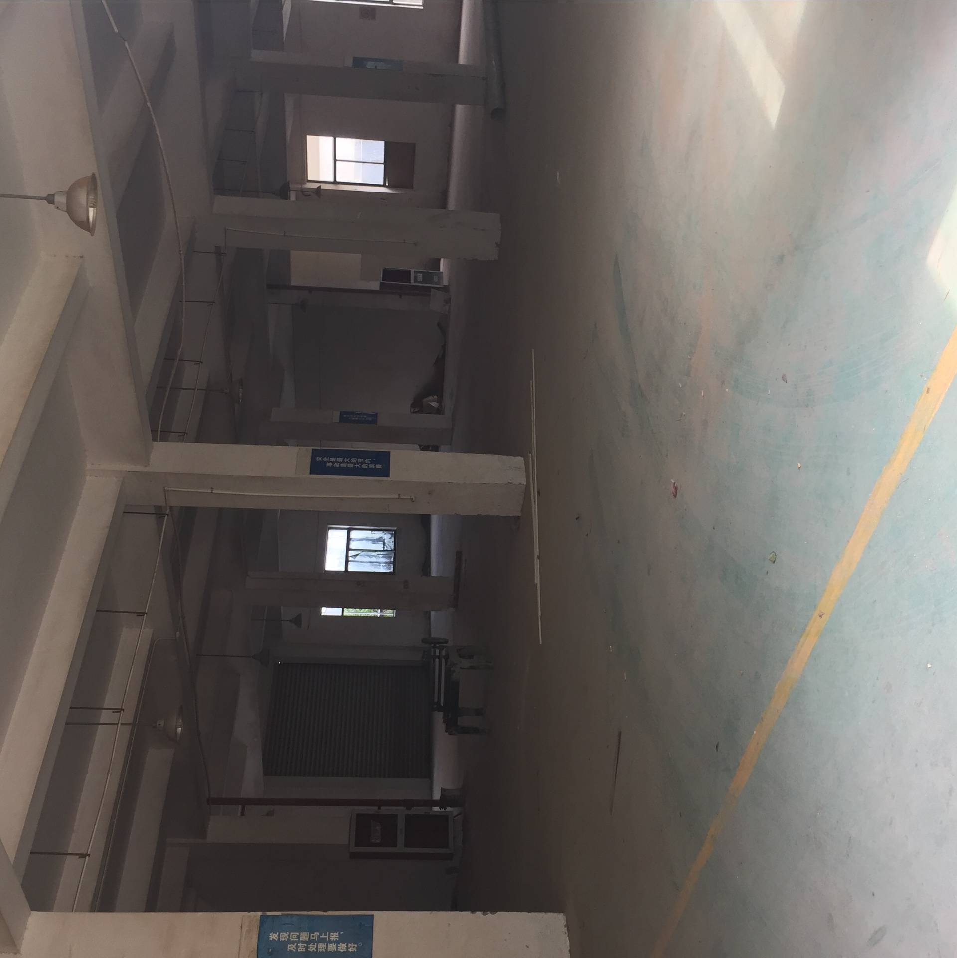 新区建林路，二楼三楼厂房，可分租！形象佳，位置好！有环氧地坪