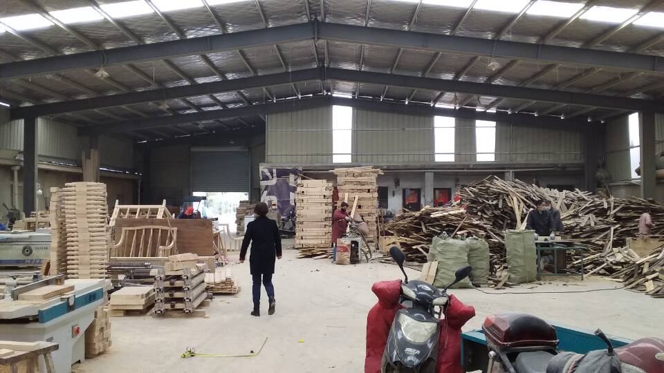 出租莘庄杨园1200平单层可做家具厂房