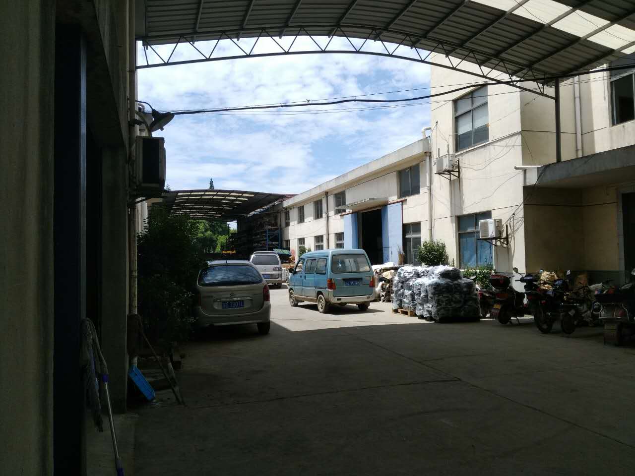 望亭3300平独门独院有行车厂房出租