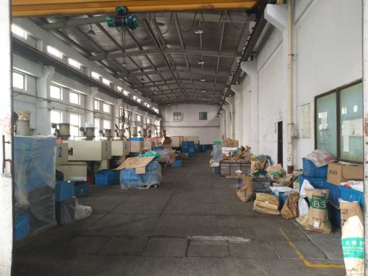 黄桥7.5亩3200方机械厂房出售