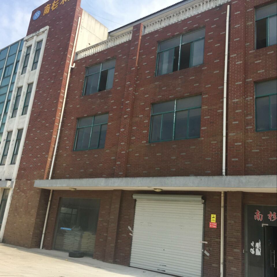 望亭 出售独门独院12亩土地+厂房 价格1400万  位置好