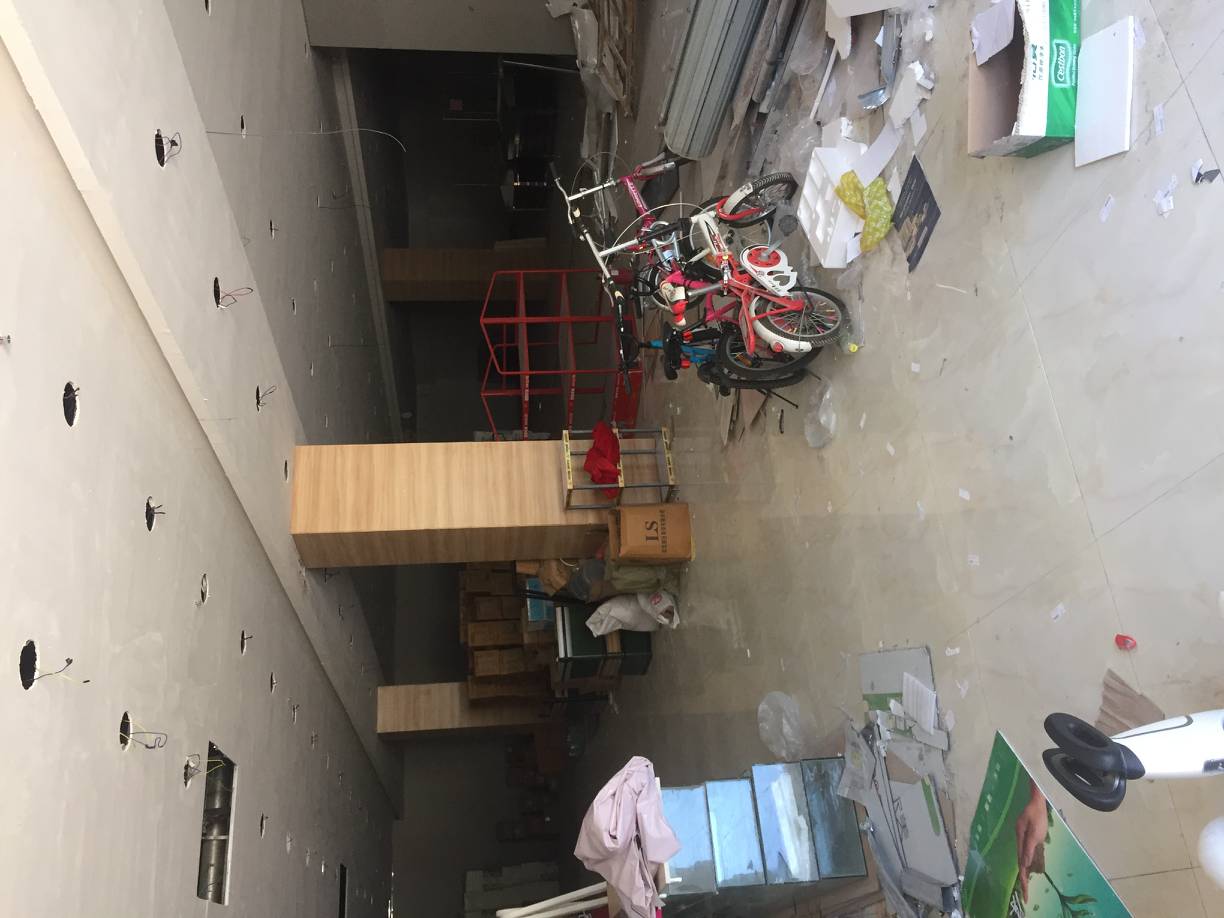 出租元和一楼550平仓库