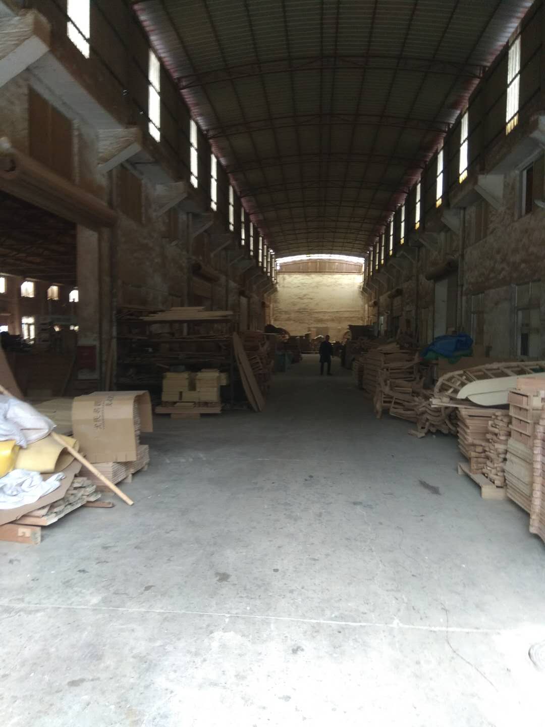辛庄单层1400+2700平只可做实木家具厂房，