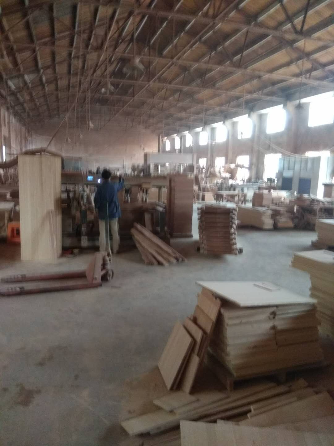 出租渭塘北2700单层独栋厂房，可做家具