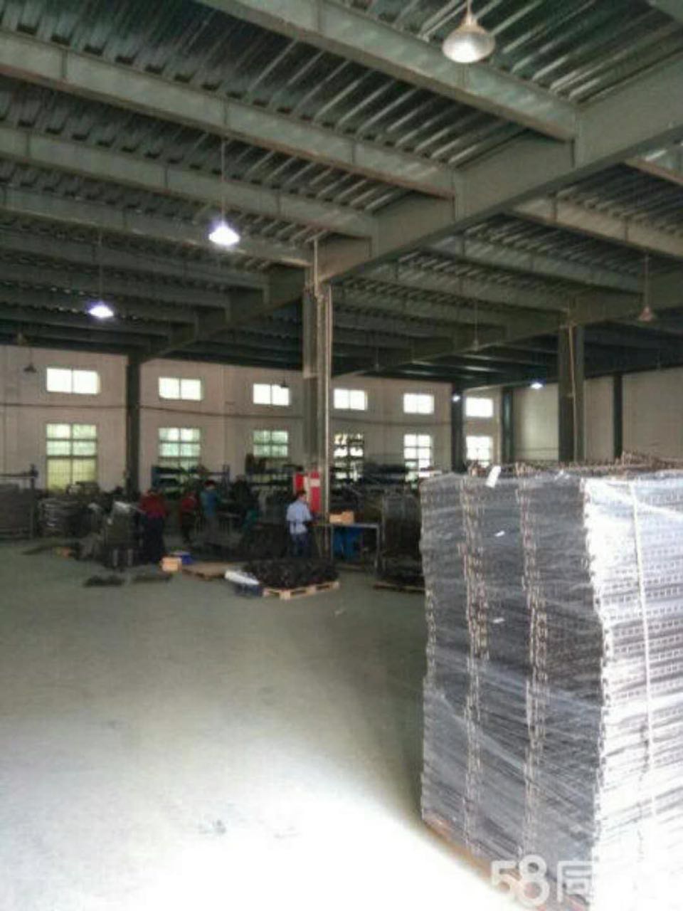 辛庄杨园独门独院10500平米厂房出售适合服装家具