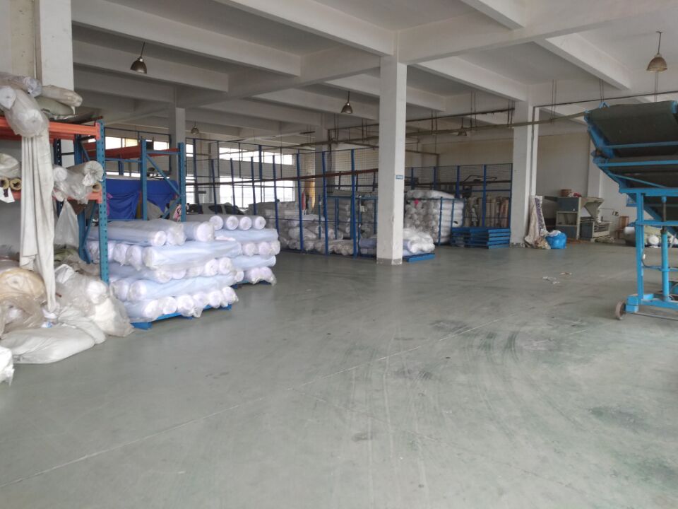 通安，一楼1000平汽修厂房招租，位置好，可分租