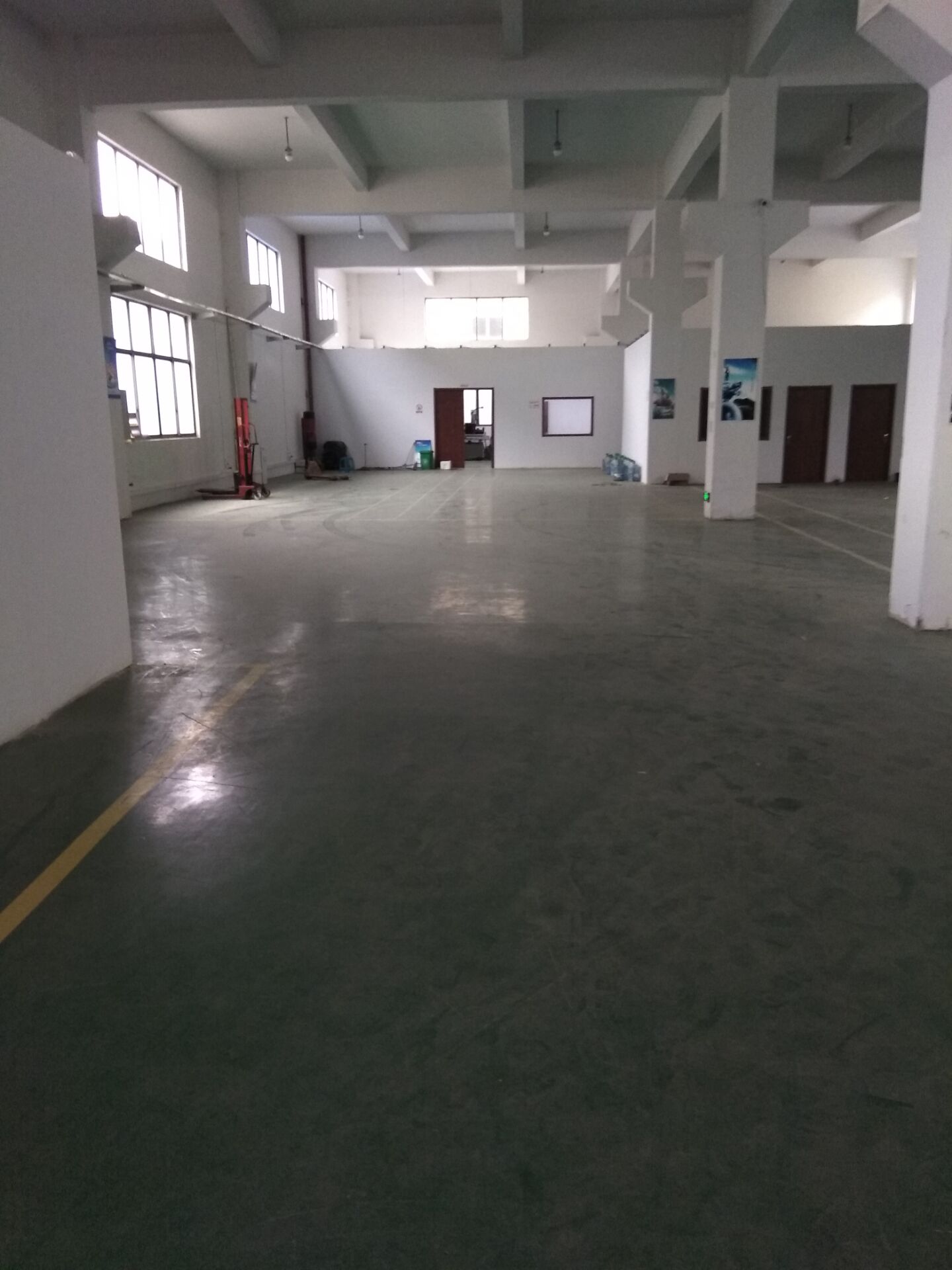相城望亭有400平机械厂房出租可架行车