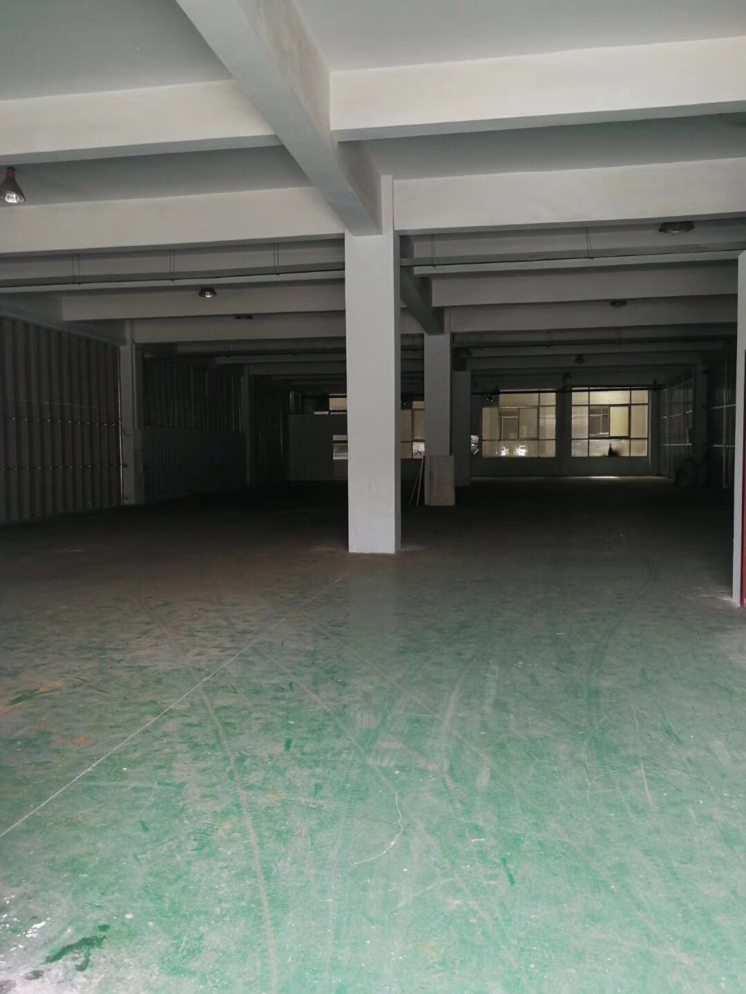 (出租) 相城渭塘通成路一楼标准厂房1230平带环氧地坪 