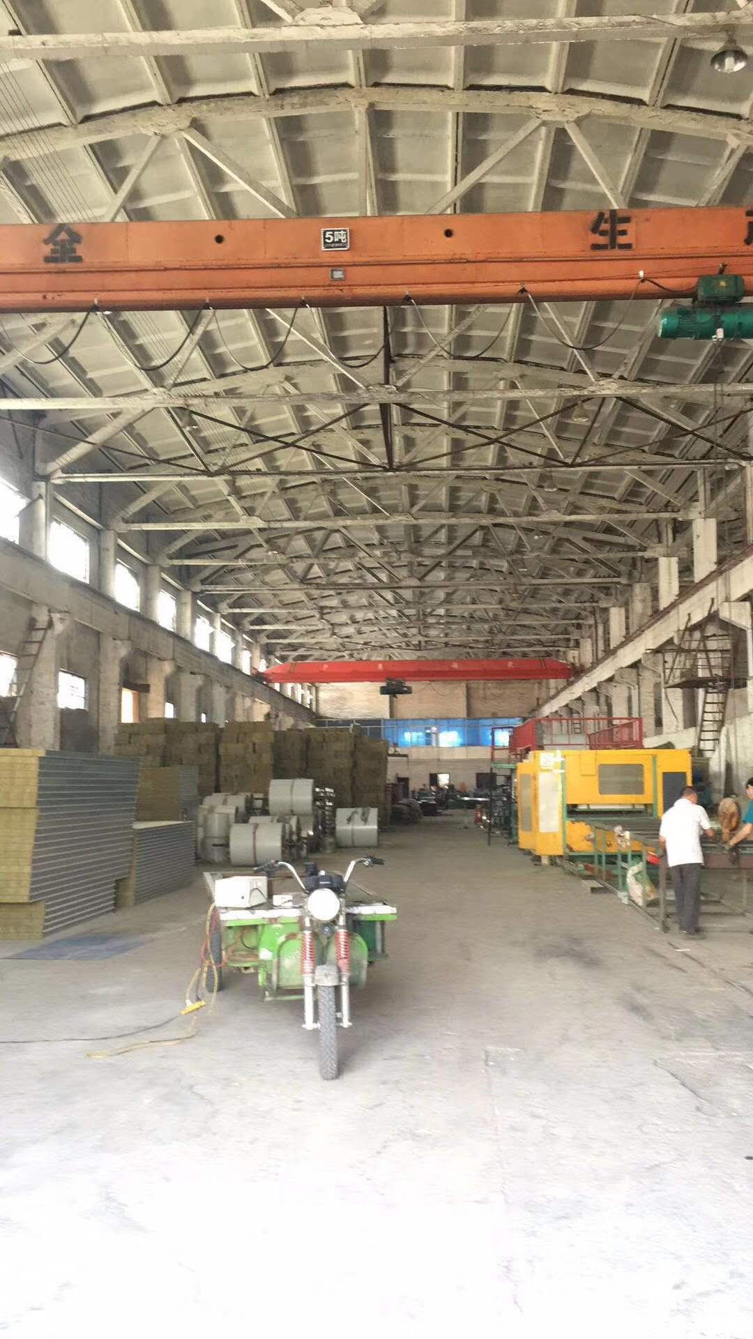 相城，黄埭，东桥，出租，一楼2000平机械厂房，层高12米，带牛腿，