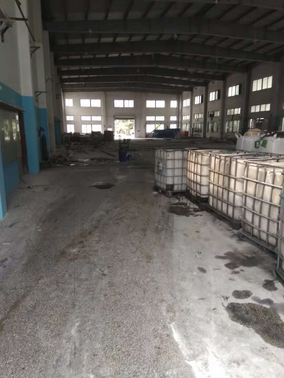 吴中，城南，出租一楼1970平单层厂房，层高10米，交通方便，形象好，！！！