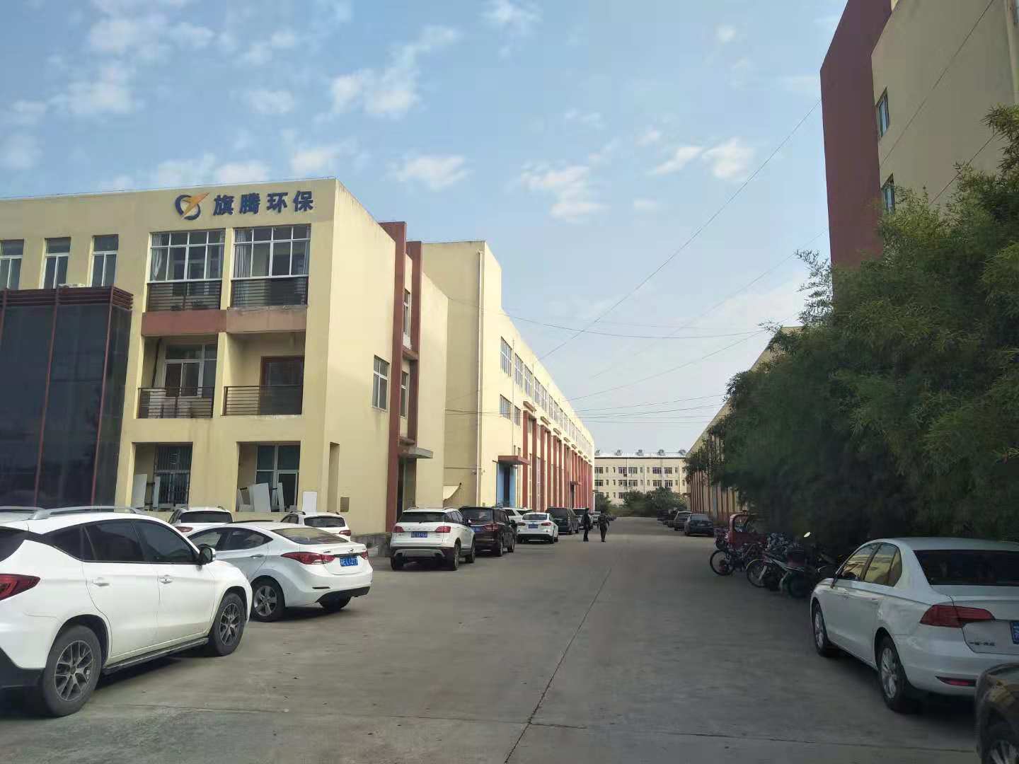 新区通安，华金路附近，1000平起租，优质企业优先，层高6米，形象好，交通方便