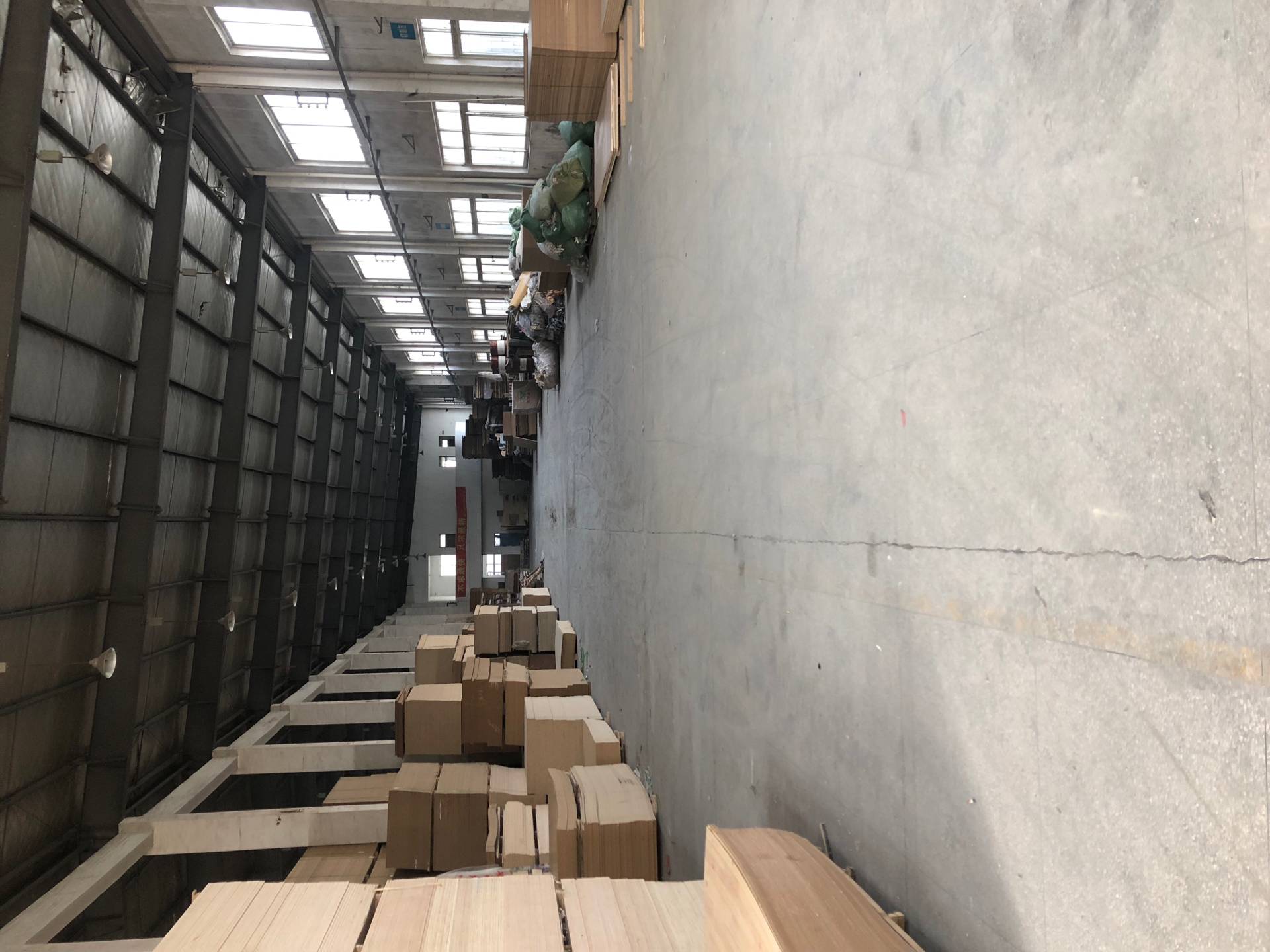 相城黄埭太东公路附近有1500平1楼厂房适合仓库等