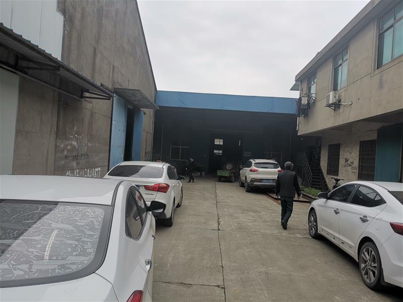 黄桥旺更路1200平尖顶厂房出租