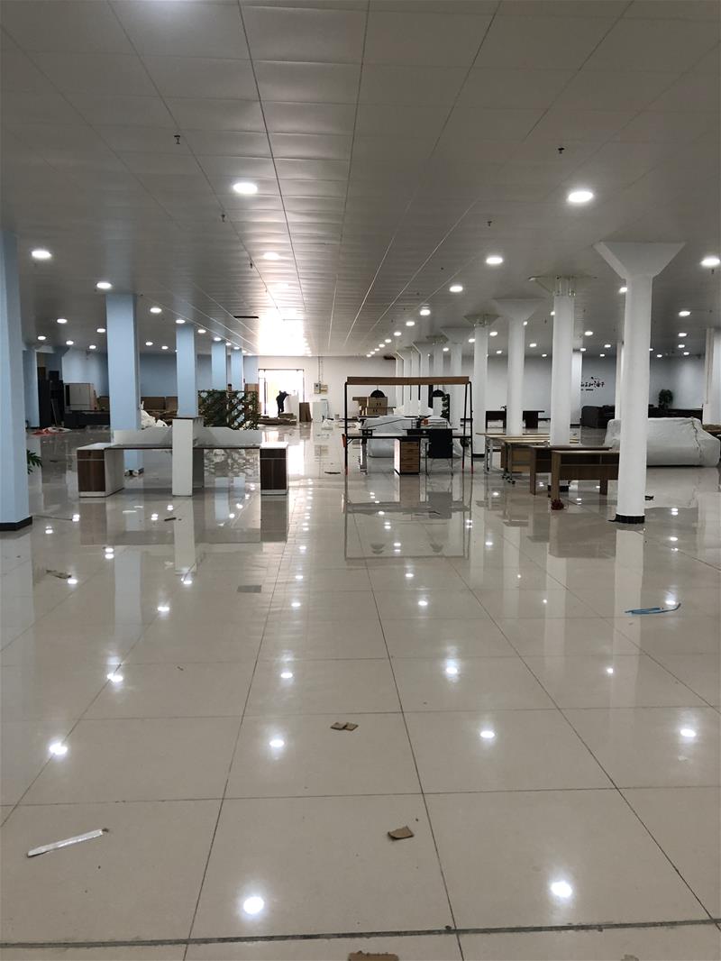 相城元和蠡口一楼3400平米展厅仓储可分租装修好位置好